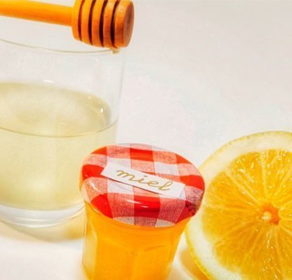 Receta de miel y limón contra la tos